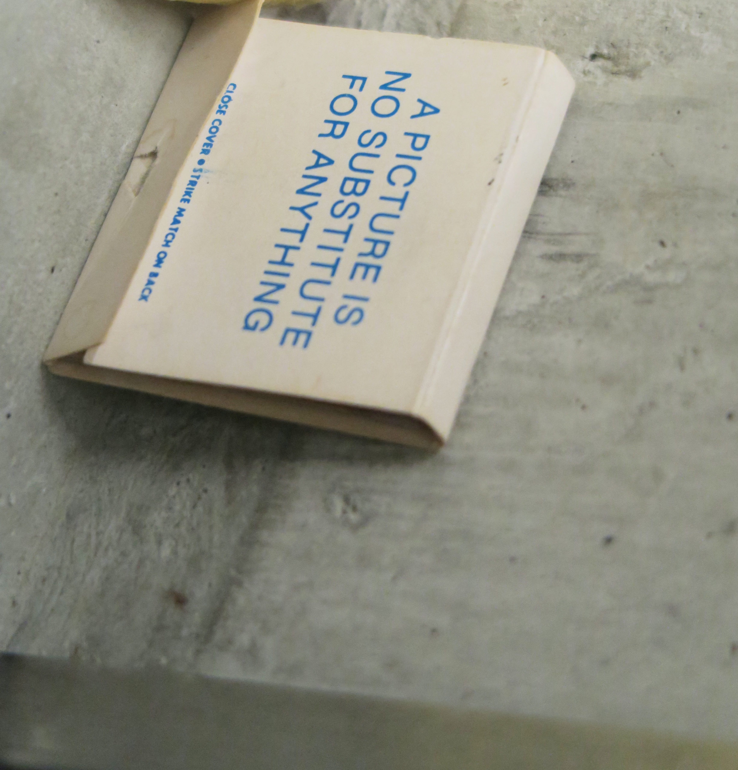 Louise Lawler & Sherrie Levine, A Picture is no Substitute for Anything, vue de l'exposition We are Serious, à Lemme art contemporain, Pierre Vadi
